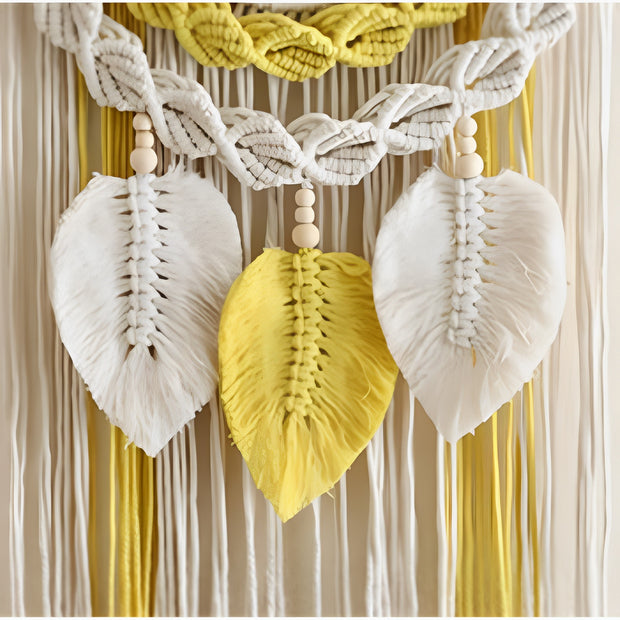 3 Leaf Oasis Macrame Wall Hanging