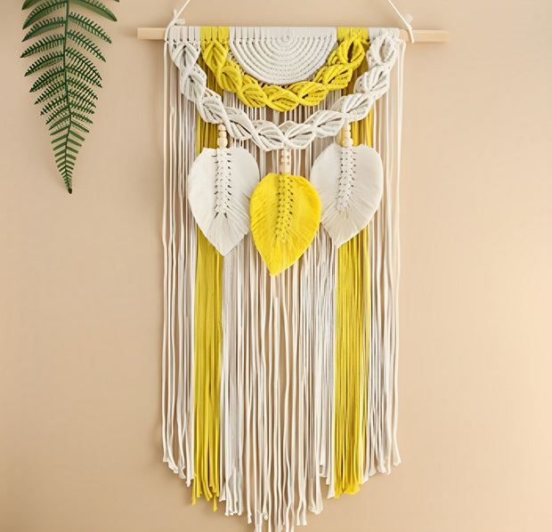 3 Leaf Oasis Macrame Wall Hanging