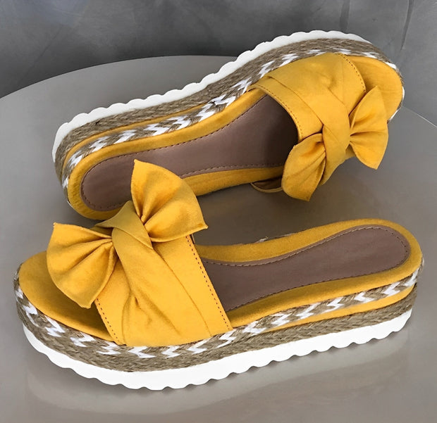 Seashell Ribbon Sandals