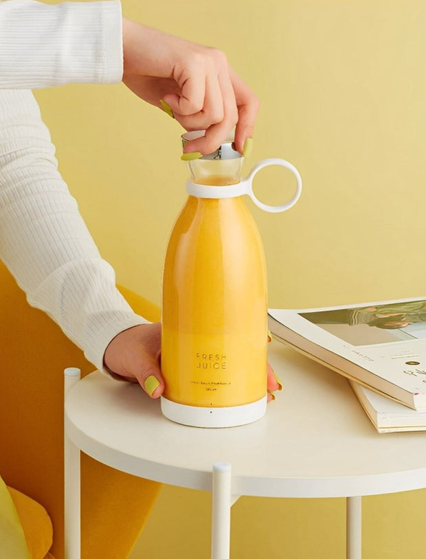 CitrusZip™ Mini Juicer