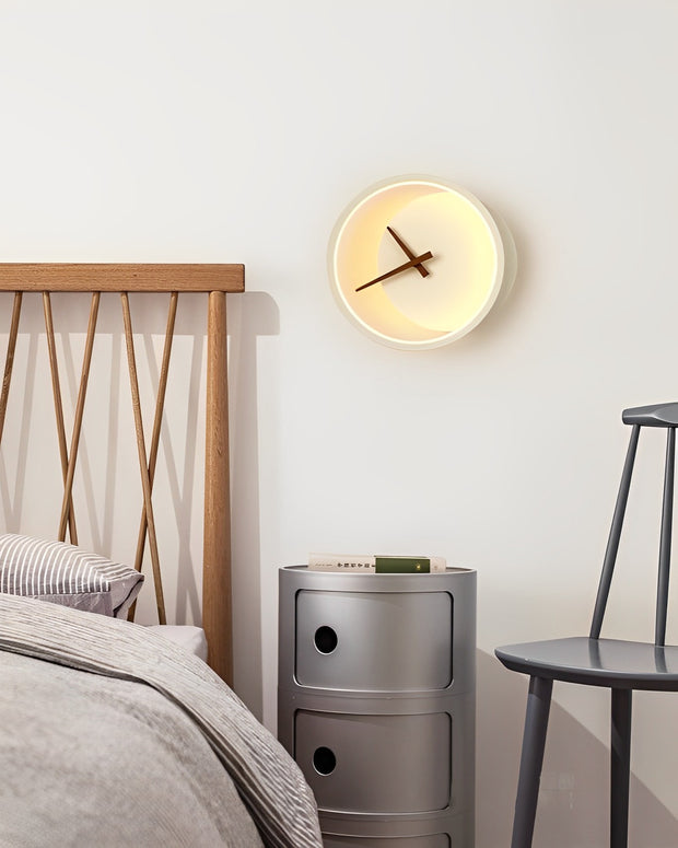 Silent Chic Wall Clock Lamp